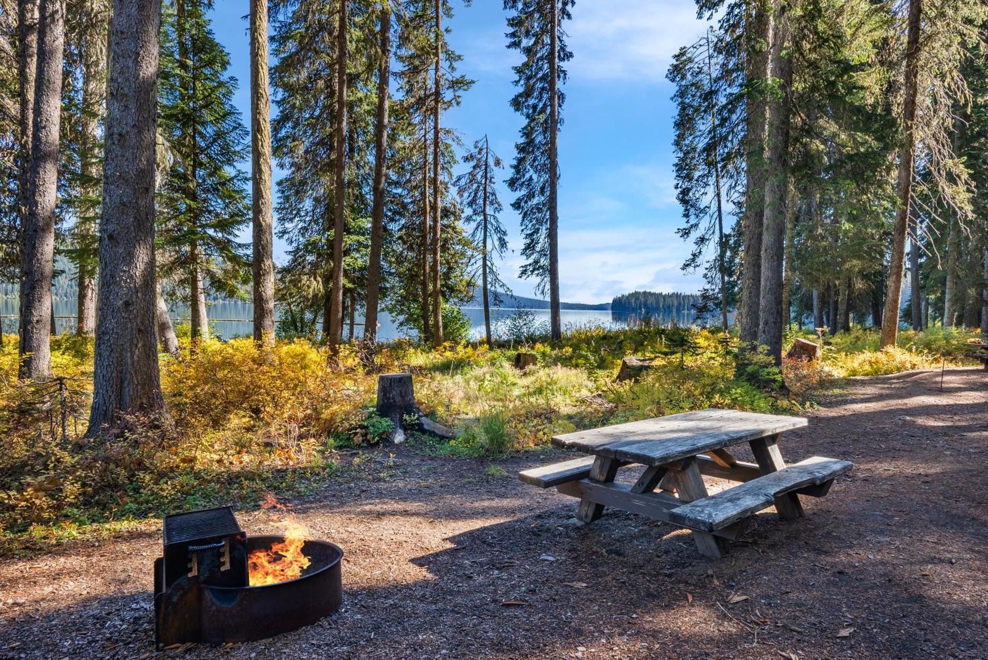 Shelter Cove Resort & Marina Odell Lake Exterior photo